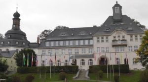 Außenansicht des Klingenthaler Rathauses